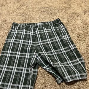 Black and Grey IZOD men golf shorts